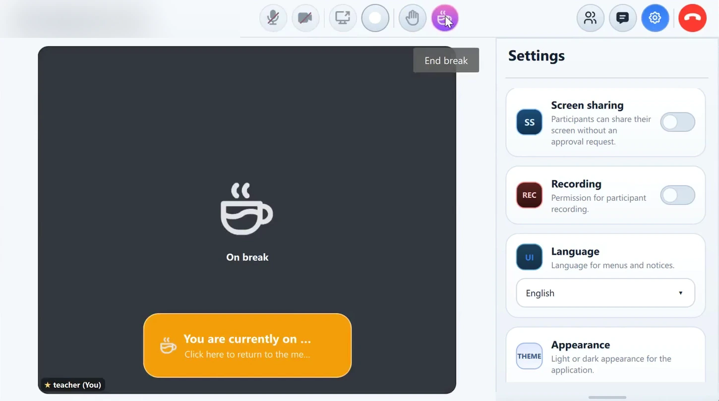 Real Windows classroom in break mode with sharing, recording and language controls